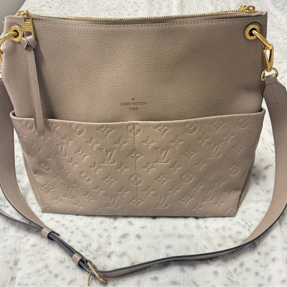 Louis Vuitton Taupe Maida Hobo - Picture 1 of 13